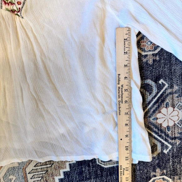 Love Peace Lazy Days Women’s White Long Sleeve Sheer Embroidered Blouse Size L - Picture 9 of 11